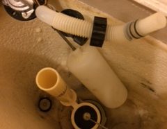 トイレ水漏れ修理のイメージ