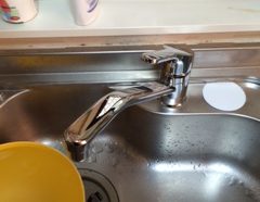 キッチン水栓水漏れのイメージ