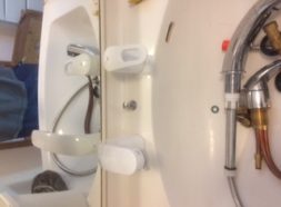 洗面シャワー水栓水漏れのイメージ